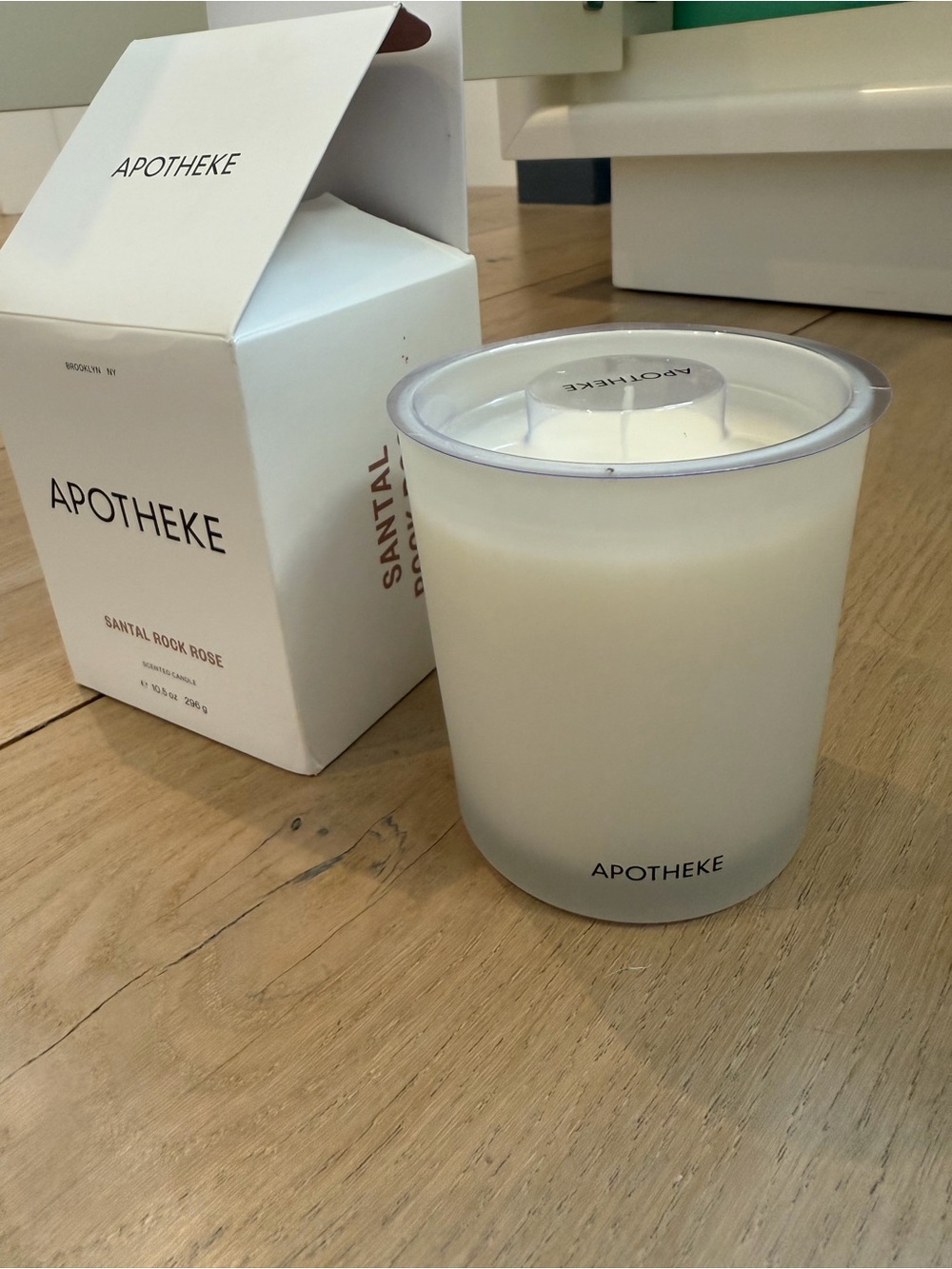Apotheke Santal Rose White Scented Candle